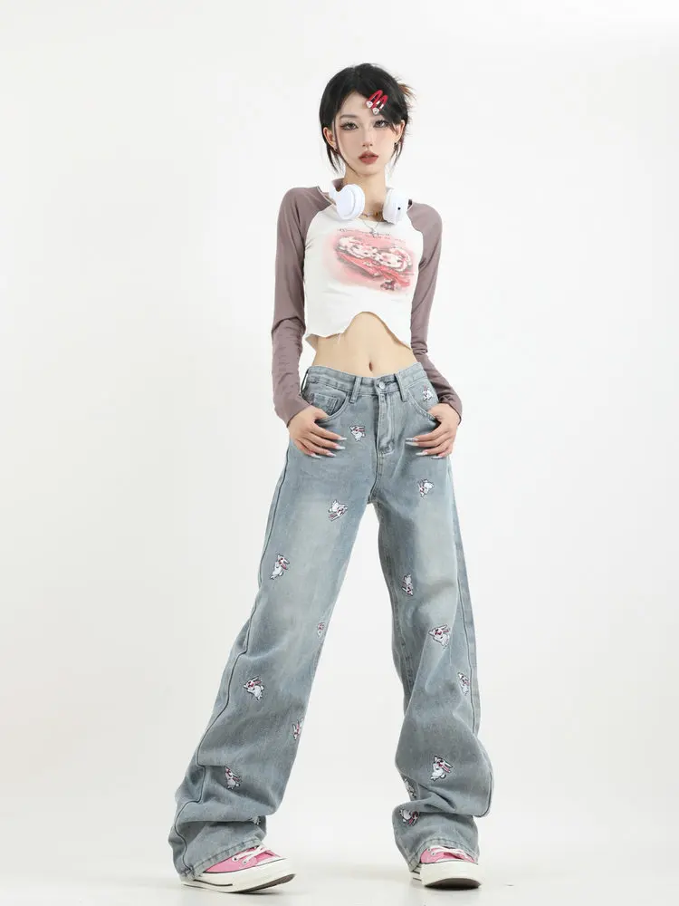 Рисунок 4 - Джинсы с вышивкой Sense Rabbit для девушек