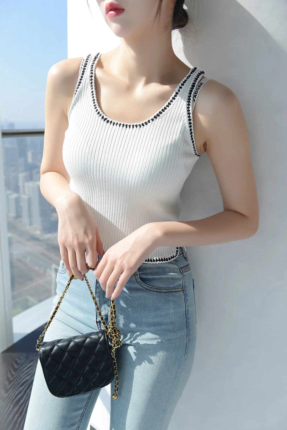 

Женский трикотажный топ без рукавов, белый укороченный топ без рукавов в японском и корейском стиле, повседневная трикотажная одежда для от...