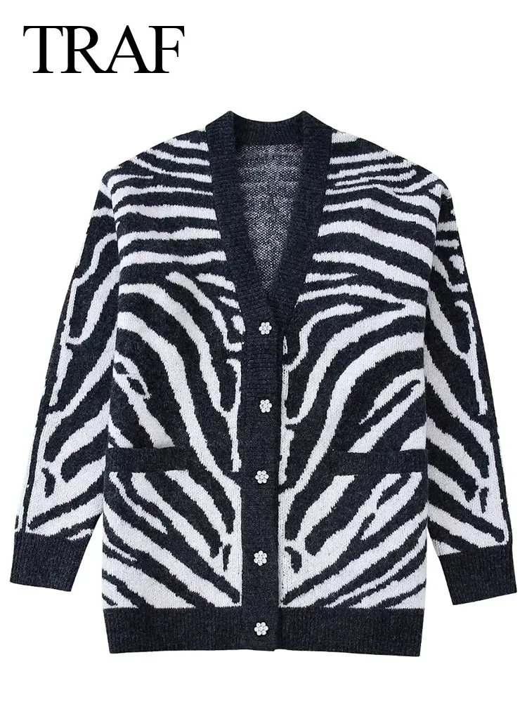 

Женский жаккардовый свитер с принтом, длинным рукавом и V-образным вырезом