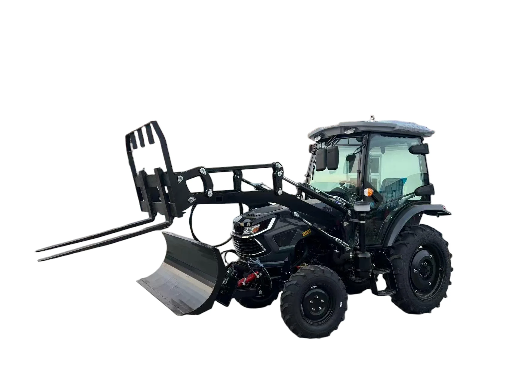 Фото Полноприводный мини-трактор 4x4 (4WD) 50-150 л.с. с кабиной для водителя, в комплекте с вилами для поддонов и снегоуборщиком, в продаже №4