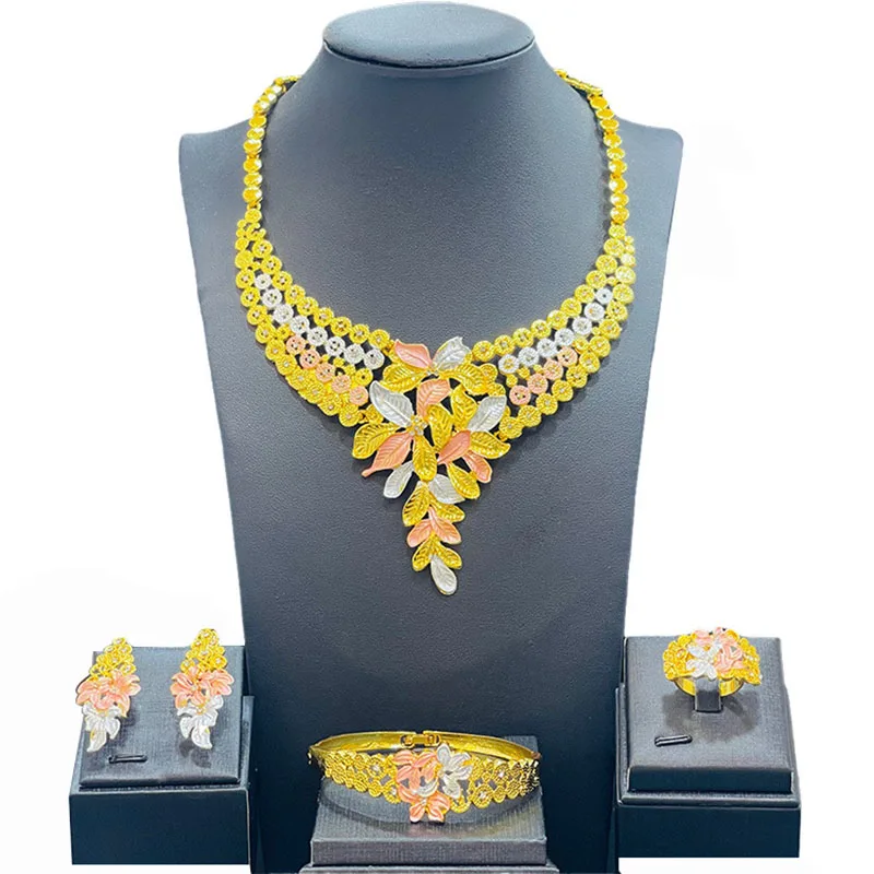 

Bridal Jewelry Set Women's Necklace + Earrings + Ring + Bracelet Four-piece Set CHD20772