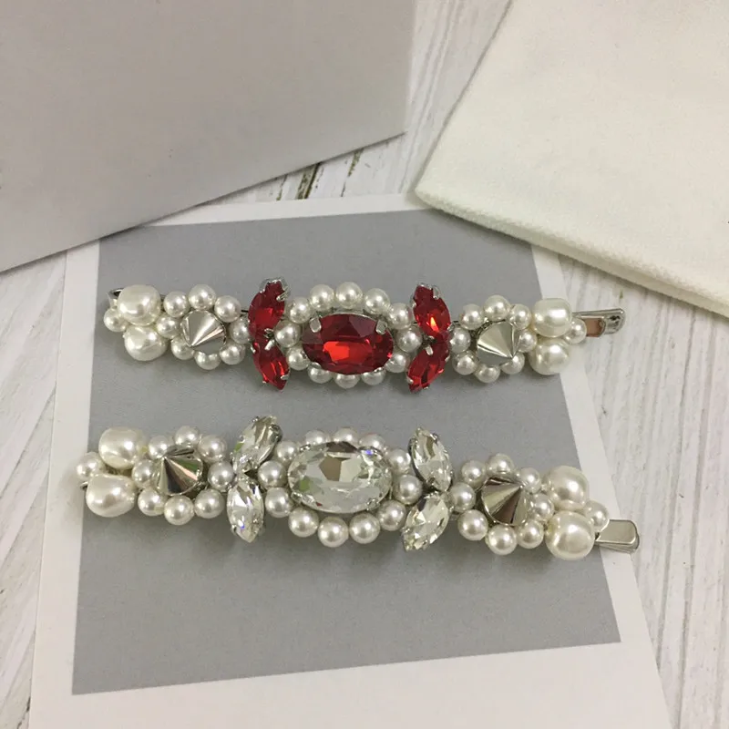

Pearl Stud White Red Crystal Edge Clip Women's Geometric Flower Hair Clip