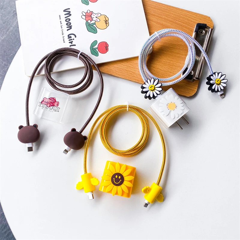 

Cute Cartoon 3D Flowers Soft Silicone Charger Protective Case For IPhone 11 12 13 18W-20W Fast Charge Protection Charger Cover