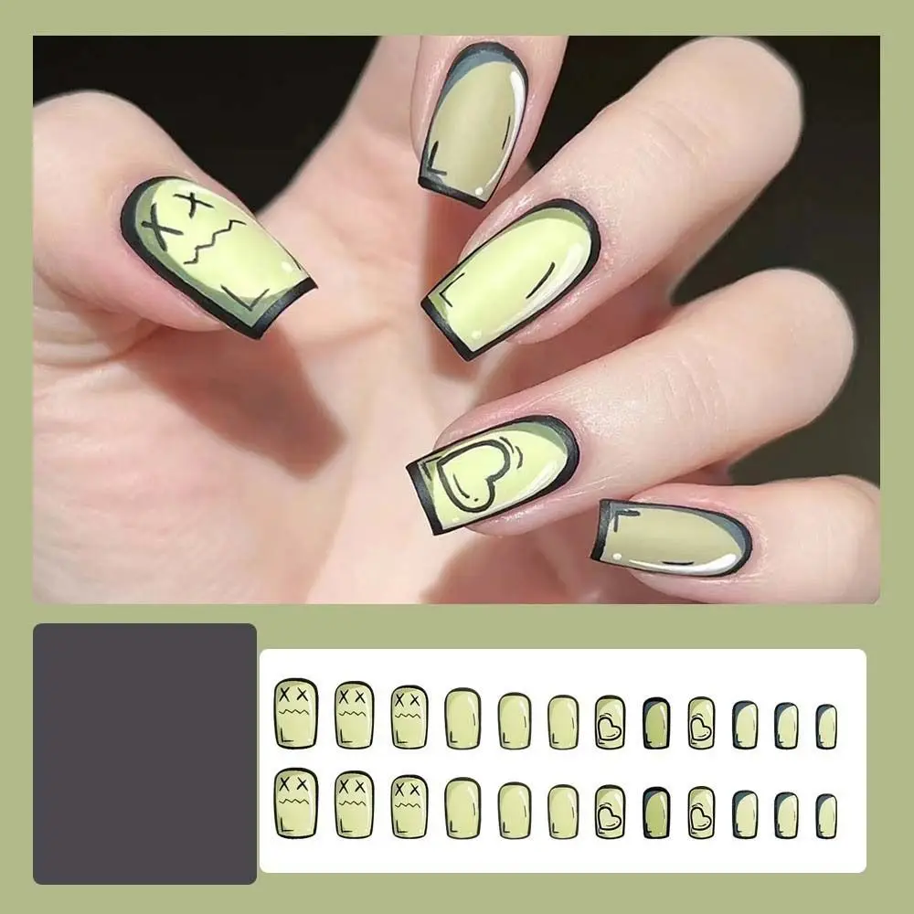 

24Pcs/set Sweet Heart Design Fake Nail Art Fake Nails with Glue Press on Nails Short French Love Heart False Nails
