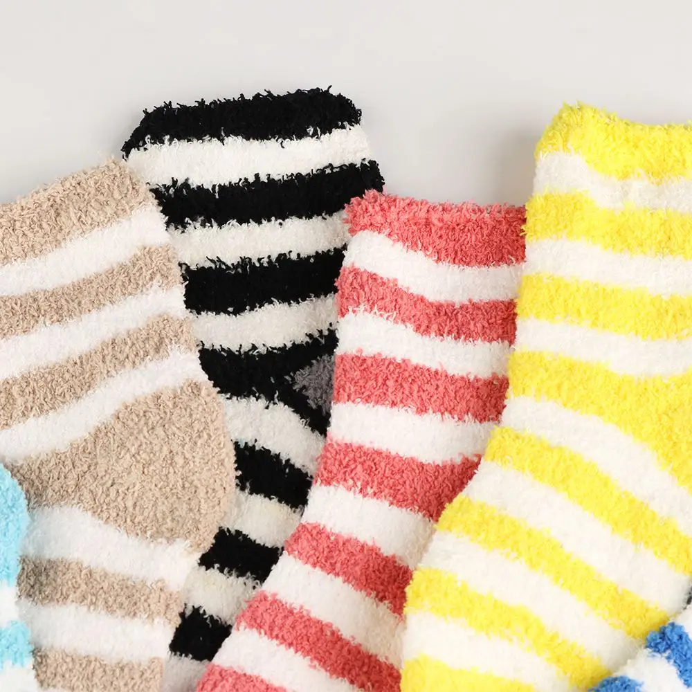 Женские мягкие пушистые носки для кровати зимние теплые тапочки 5 пар