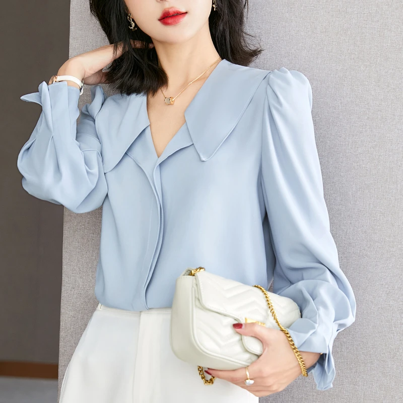 Рисунок 2 - Женская шифоновая блузка с V-образным