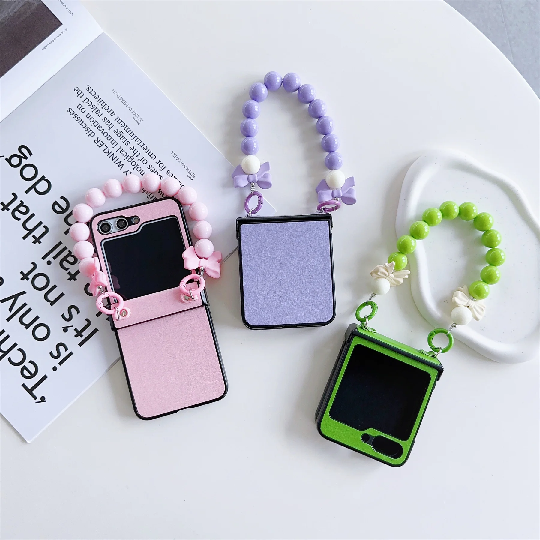 

Korean Bow Beads Bracelet Chain Solid Phone Case for Samsung Galaxy Z Flip4 Z Flip3 Zflip 5 Flip5 Shockproof Back Cover