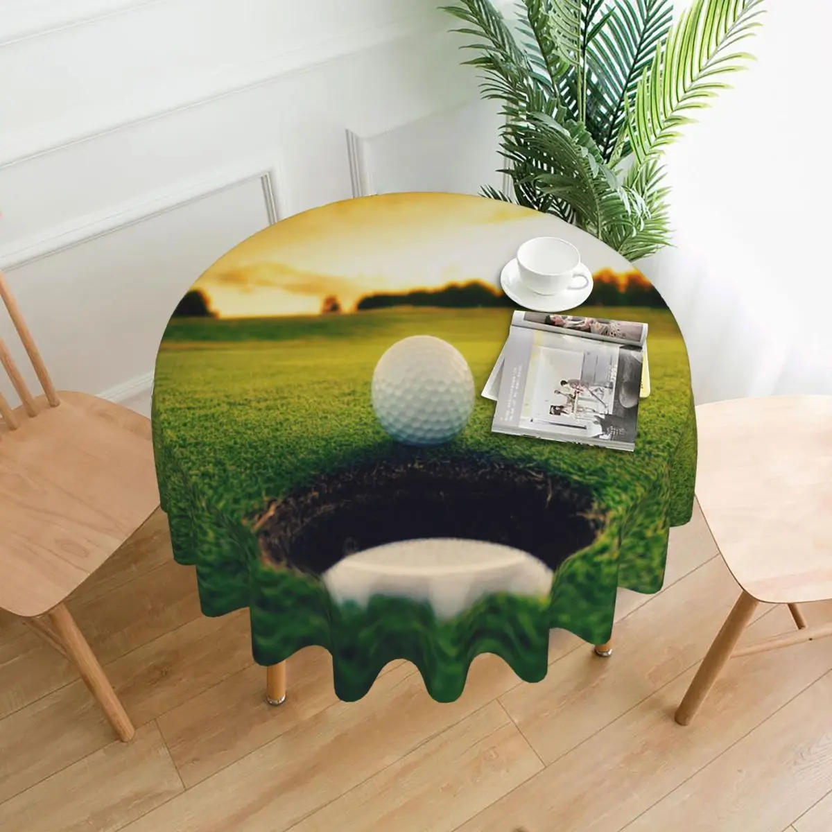 

Round Tablecloth Golf Ball Near Hole Cover Washable Table Cloth for Tea Table