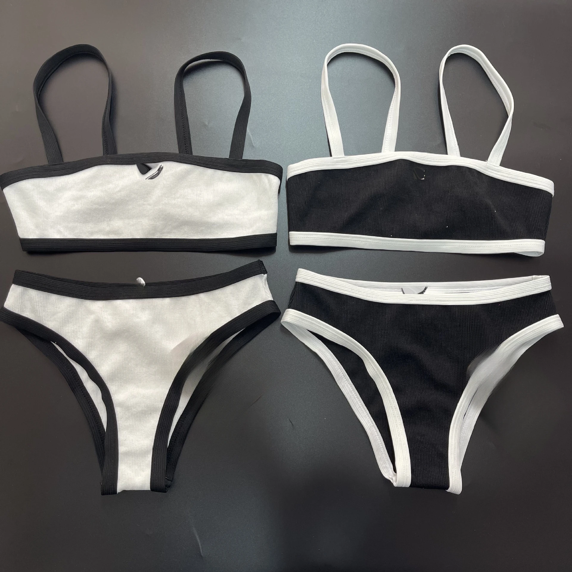 

In The Summer of 2023 The New Women's Sexy Swimsuit Black and White Suit