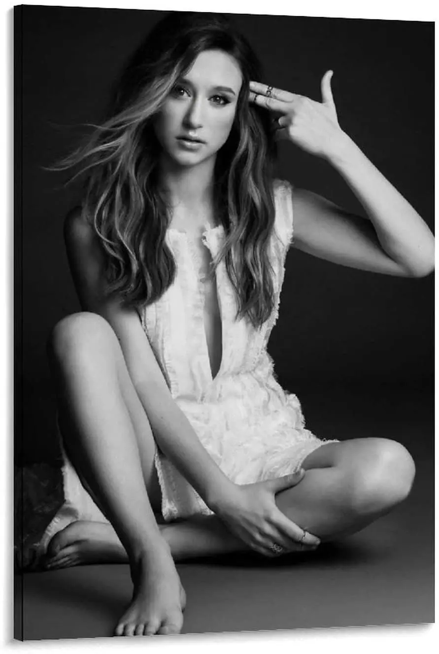 Taissa Farmiga Молодежная личность черно-белая фотография холст стены Искусство