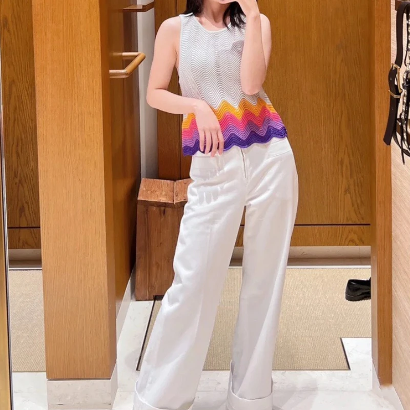 

Женский жилет без рукавов, лето 2023