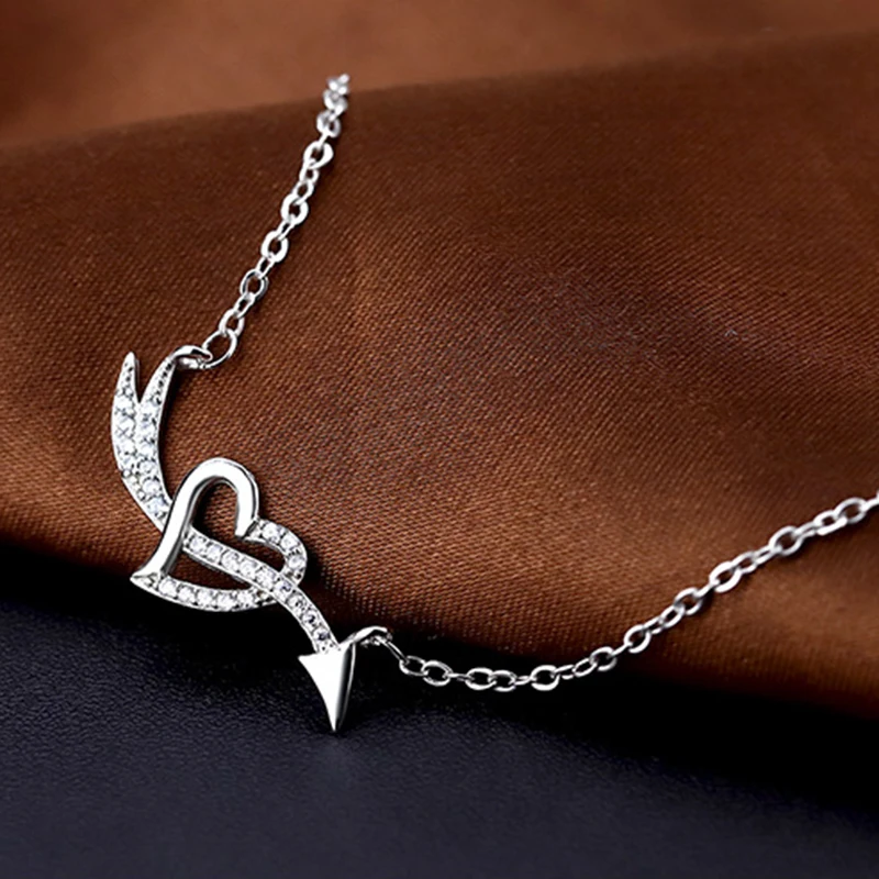 

Heart Pendant Necklace S925 Silver Plated Rhinestone Diamonds Fashion Jewelry