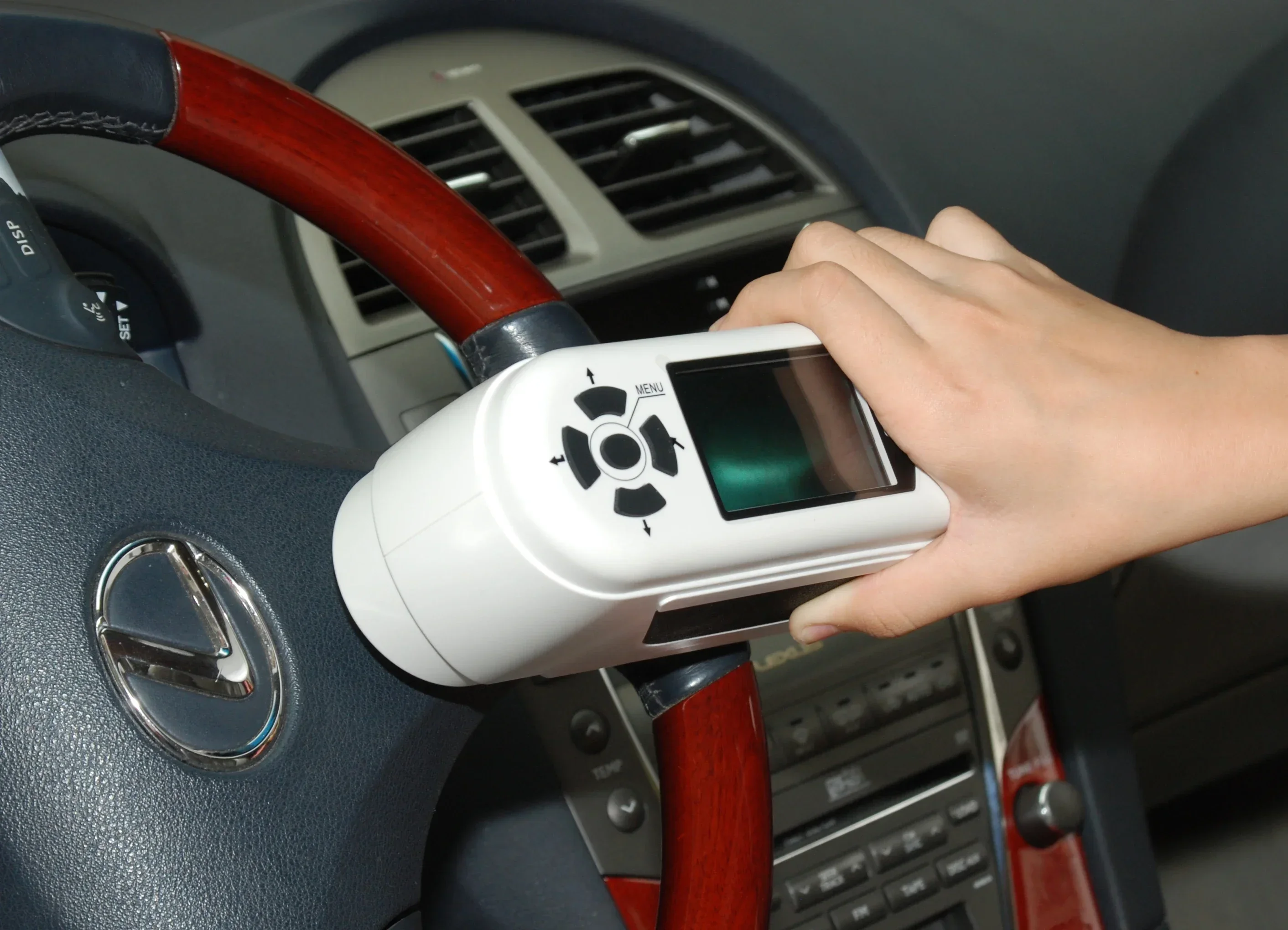 Прецизионный колориметр 3nh NR200 с аппаратом анализа цвета калибра 8 мм. Ручной