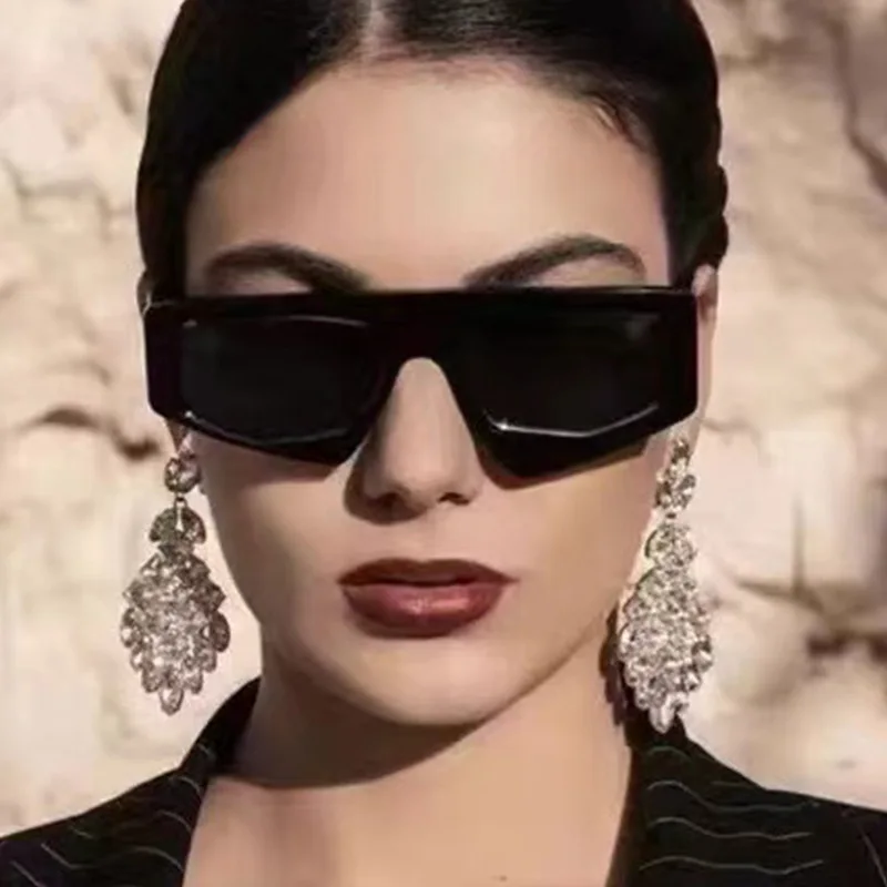 

WENLCCK 2022 new asymmetric sunglasses women's high and low floral sunglasses gorgeous funny street sunglasses