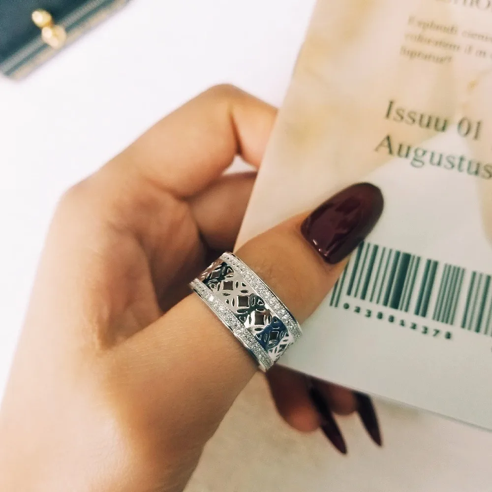 

Solid 2022 new silver color HOT Ring Engagement Zircon anel for Women Wedding round elegant and graceful LR880