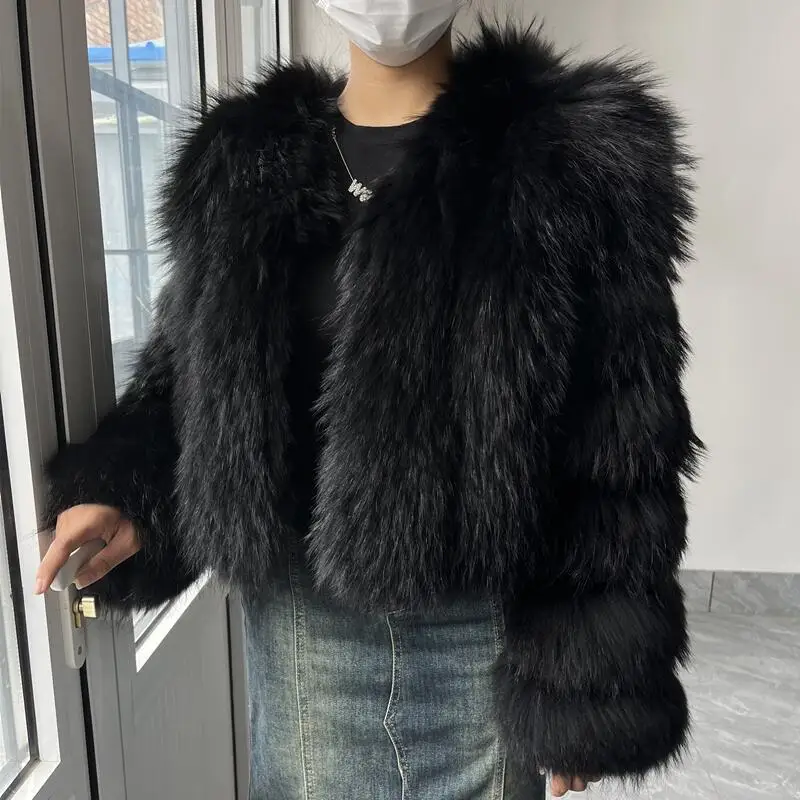 Женское зимнее пальто BEIZIRU из меха енота