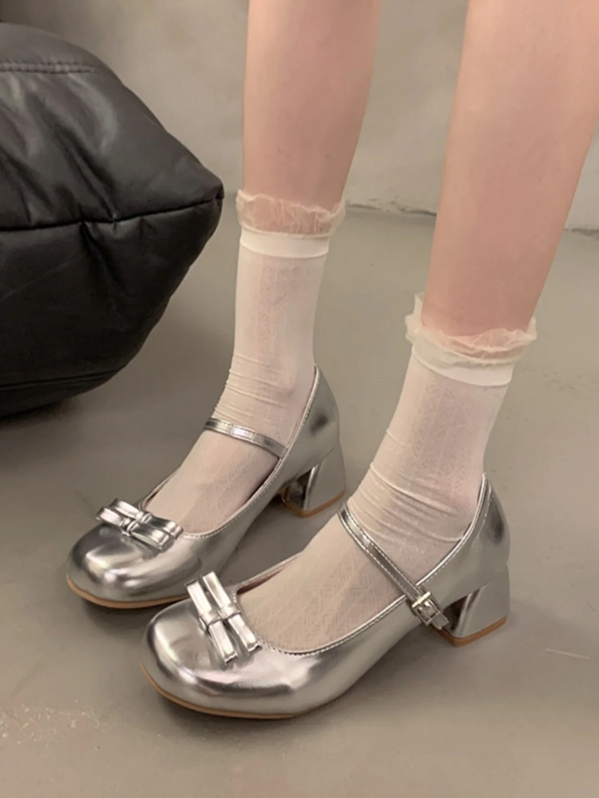 

Женские туфли на каблуке, белые кроссовки с бантом, модные женские туфли-оксфорды с круглым носком, классические туфли-бабочки, 2023