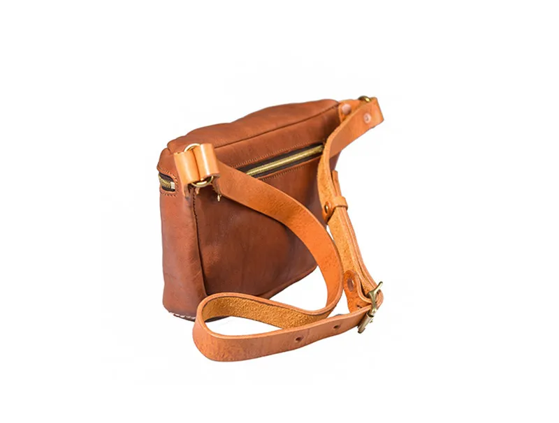 Simple casual high quality real leather men daily sports cartoon chest bag fashion hot sale designer cowhide messenger Waist bag