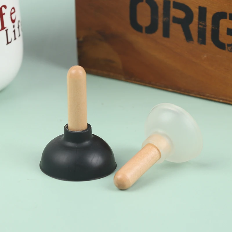 

1pc Random Mini Toilet Plungers Model Bathroom Decor Bathroom Furniture Accessories Dollhouse Miniature