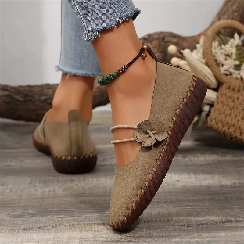 Женская летняя обувь на плоской подошве с цветами