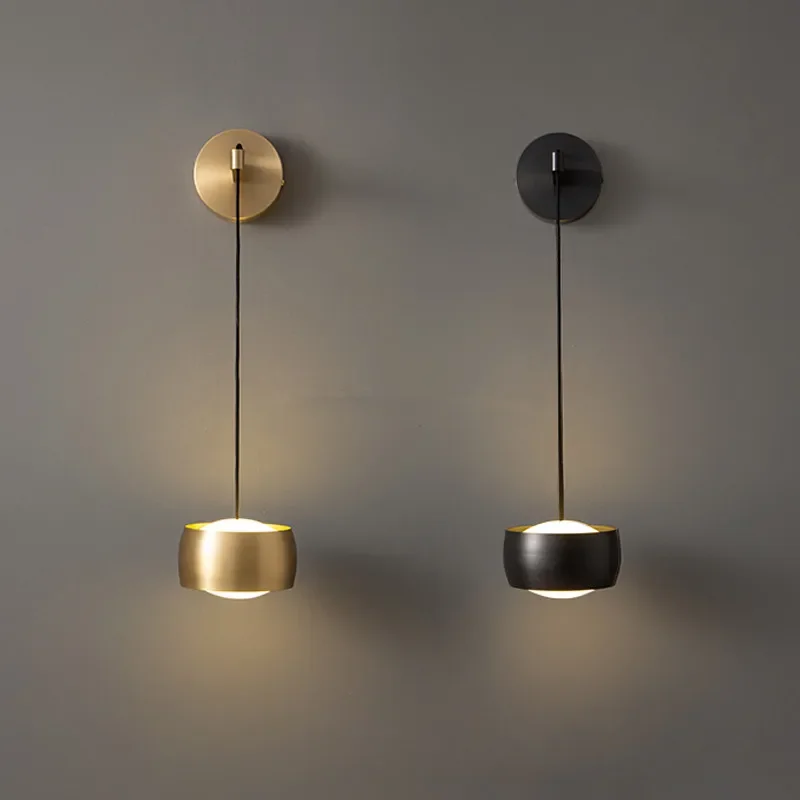 Медная прикроватная лампа