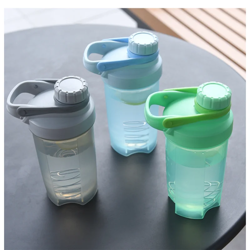 

500ml Protable Shaker Bottle Whey Protein Powder Gym Sports Bottle with Stirring Ball Leak Proof Lid Travel Outdoor Water Bottle