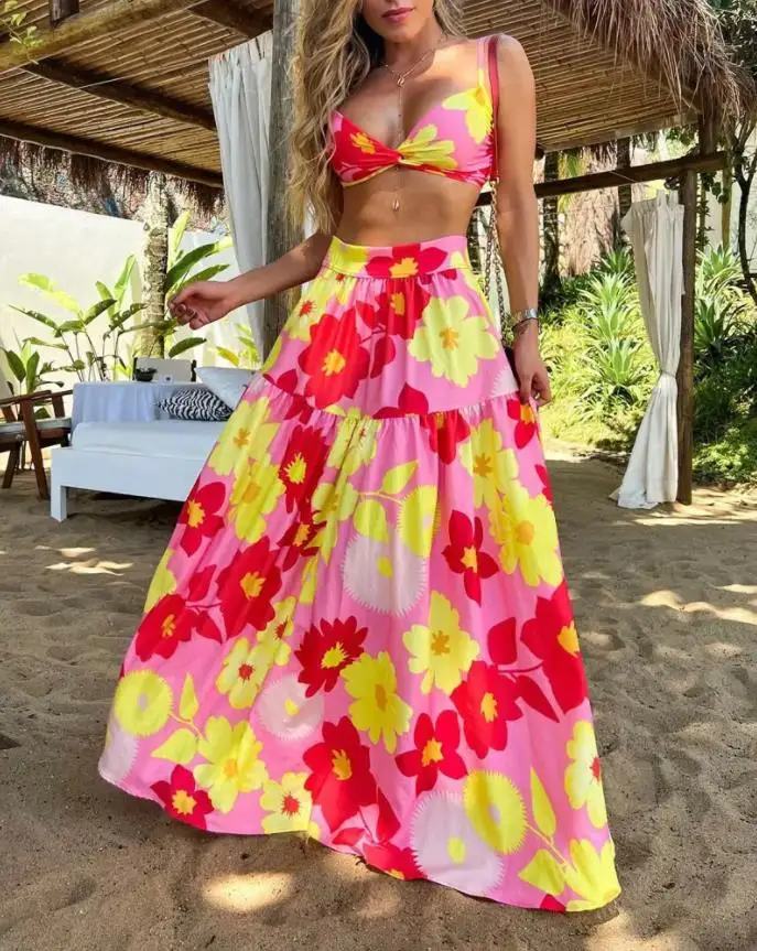 

Sexy Sleeveless Women Floral Print Twist Crop Top & High Waist Skirt Suit 2022 Summer Fashion New Bohemian Two Piece Set