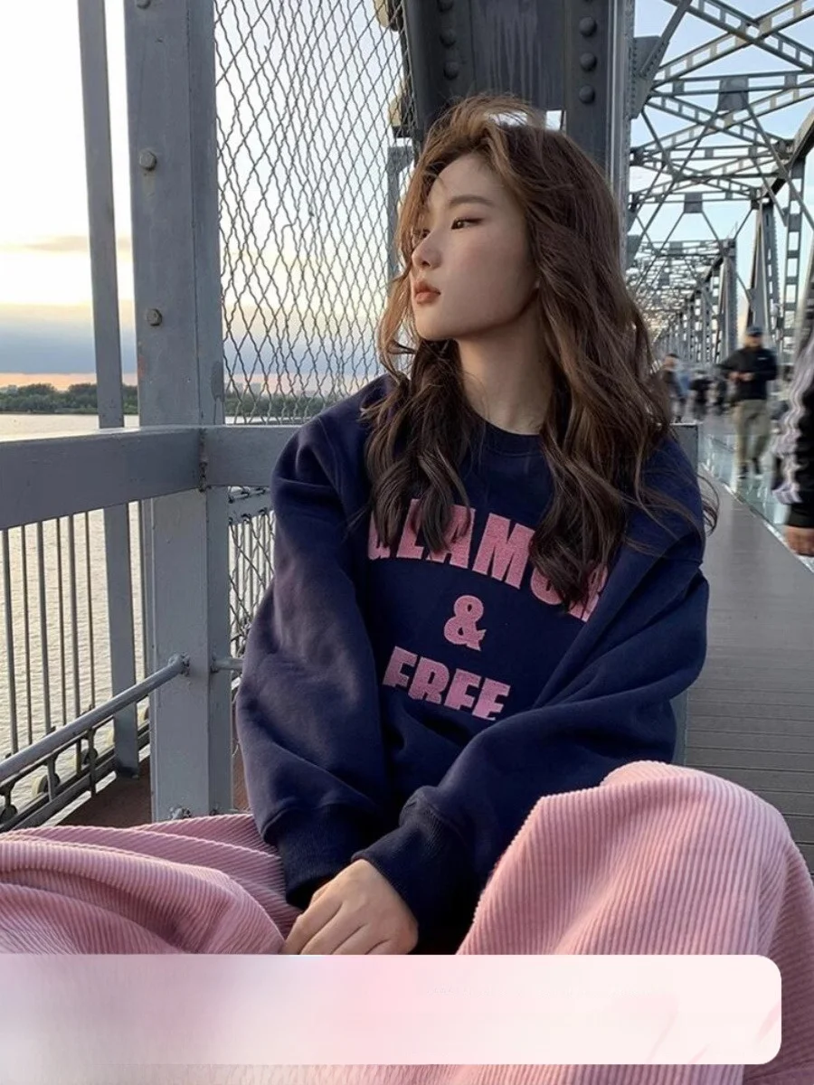 Женские бархатные пуловеры Silver Fox |