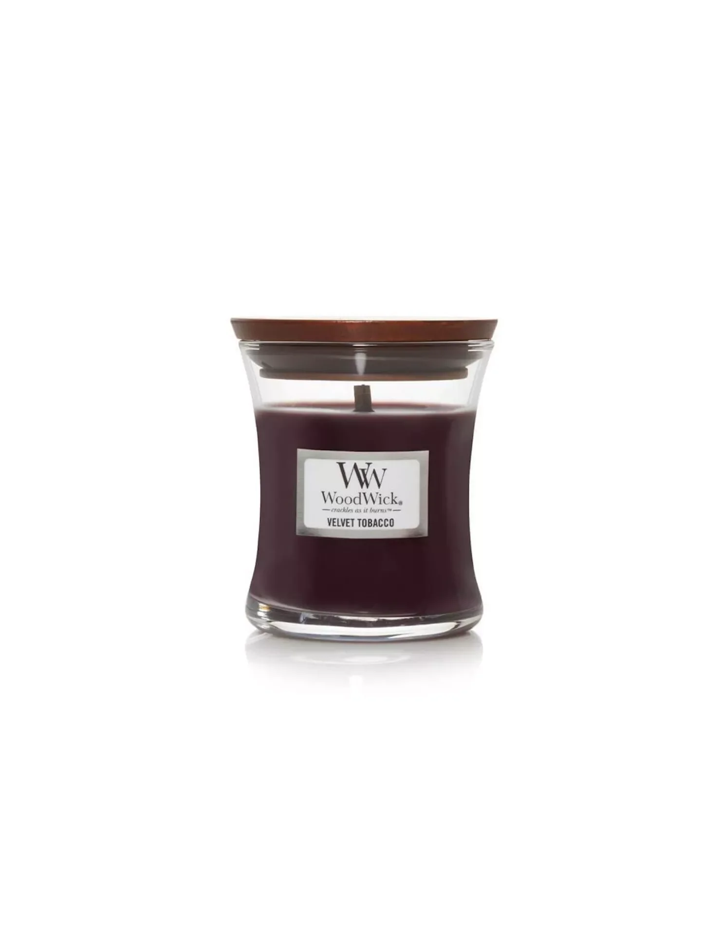 

small boat VELVET TOBACCO Each Small Candle 7cm x 7cm x 8.3cm and has a burn time of up to 40 hours, our candles present a natu