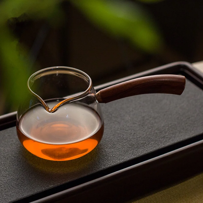 

Стеклянный чайник BenRussell 4370 мл