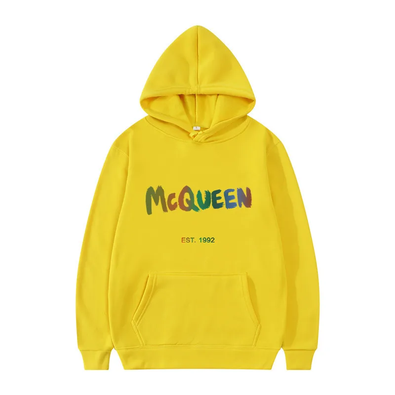 

Свитшот мужской с капюшоном и принтом в виде цветных букв