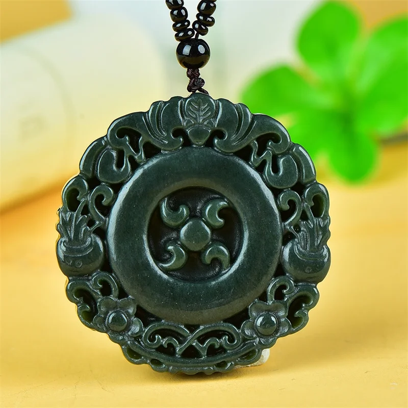 

Mai Chuang/He Tian Cyan Jade Out Transshipment Brand Necklace Pendant Fashion Elegant Personality Jewelry Men Women Couple Gift