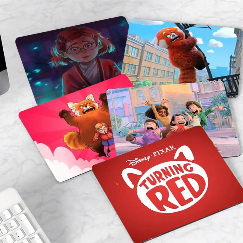 

Disney urning Red Animation Keyboard Mat Table Mat Students Gabinete PC Gamer Desktop Mouse pad Deskpad Home Decor