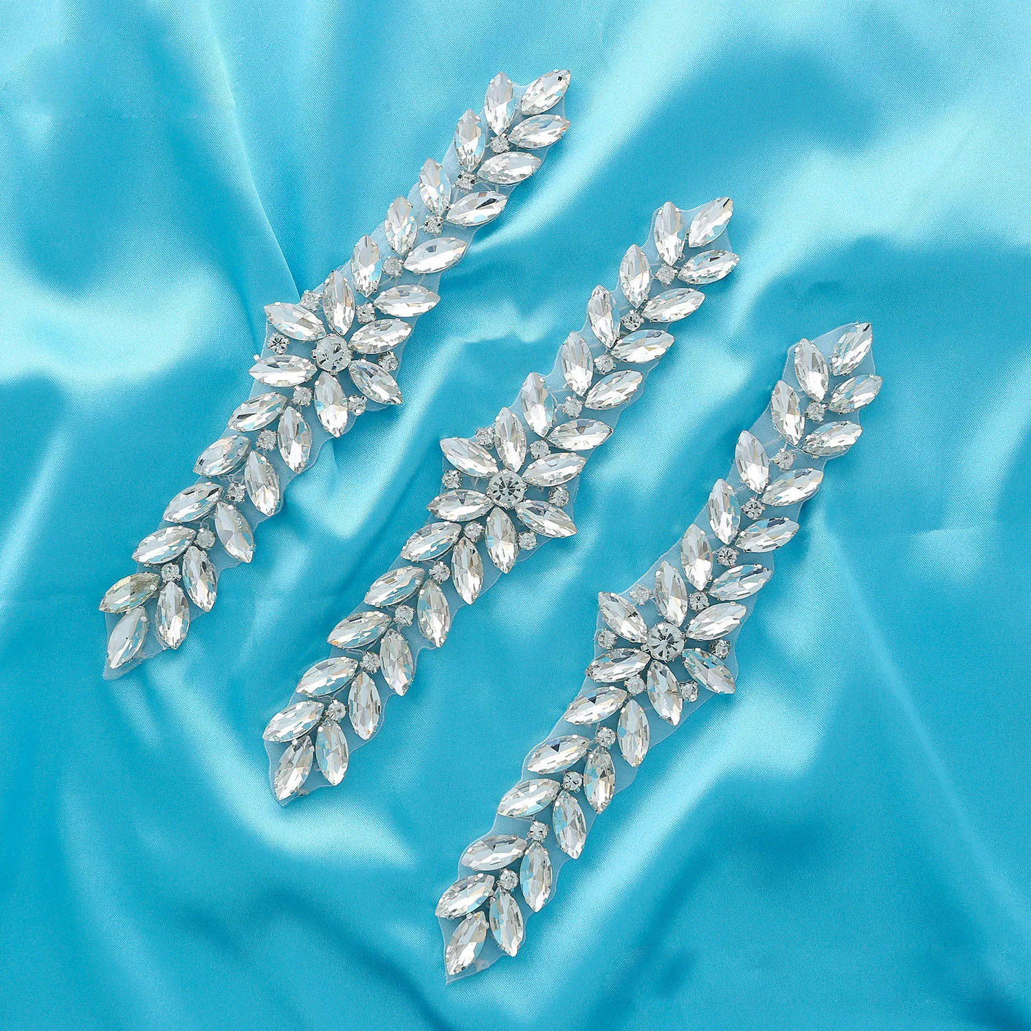 

Free Shipping Wholesale 10 pcs/lot Rhinestone Applique for Wedding Gown Bridal Sash Evening Wear Rhinestone Patch WZY024