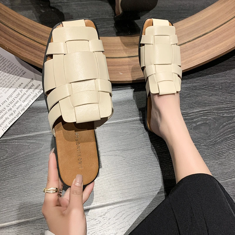 

Female Shoes on Sale 2023 Summer Hand-woven Vintage Closed Toe Slippers Flat Bottom Casual Outdoor Slippers Zapatos De Mujer