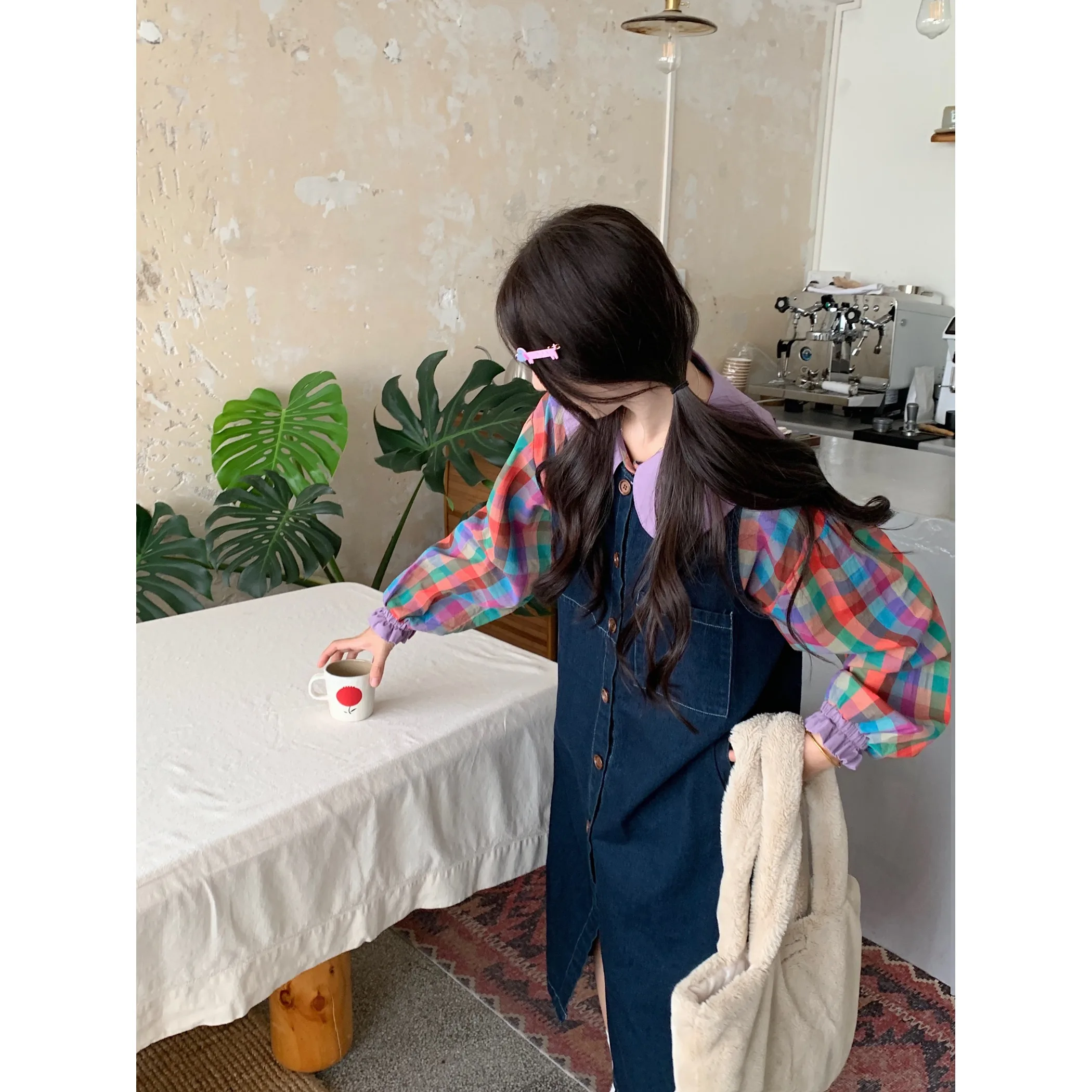 Корейская серия Ретро Контрастный цвет Кукольный воротник Радужные клетчатые