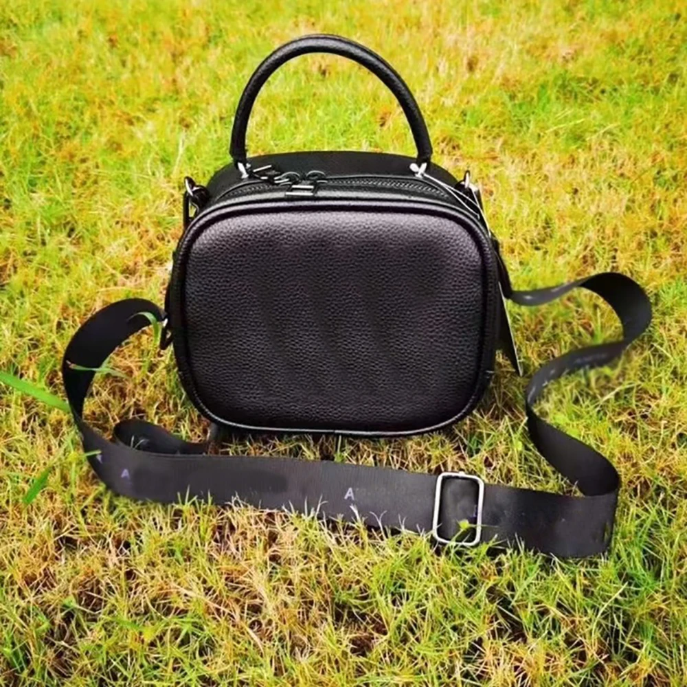 New Golf Shoulder Bag Lightweight Small Handbag Storage Bag Women's Fashion Small Ball Bag Handheld Package Spare Bag