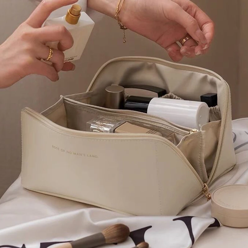 

Женская косметичка из ПУ кожи, 25 л