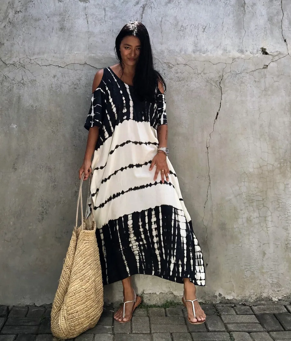 

2022 Bathing Suit Cover Ups Tunics for Beach Print Robe De Praia Swim Cover Up Women Sunmmer Beachwear Elegant Dress Swimsuit