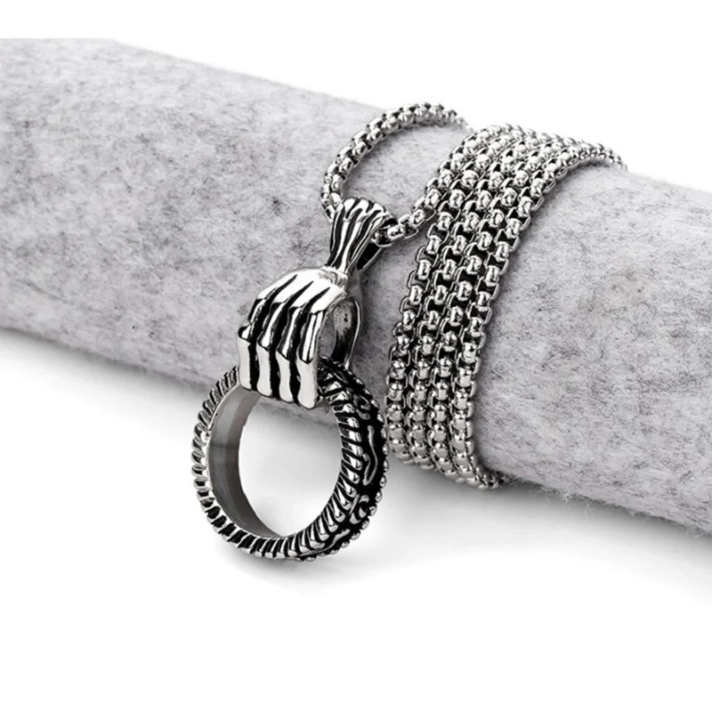 

New Trendy Creative Explosive Hand Grab Ring Pendant Men's Necklace Light Luxury Fashion Trend Niche Men's Necklace Gift
