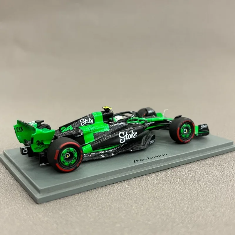 Фото Коллекционная модель болида F1 Spark2024 Shanghai Station Sobo C44 в масштабе 1:43 №4
