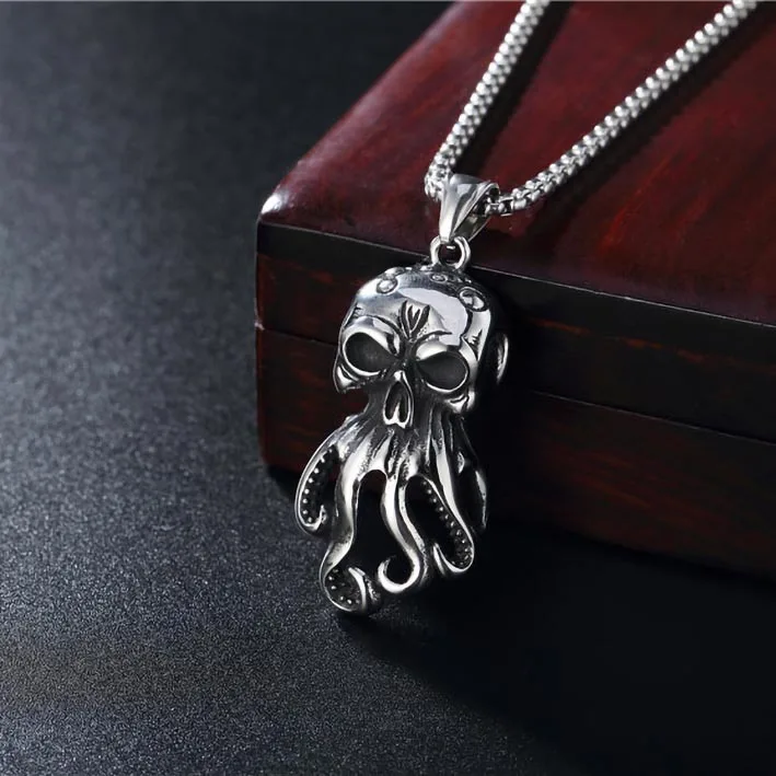 

Gothic Punk Fashion Stainless Steel Skull Octopus Pendant Titanium Necklace for Men Women Jewelry Gifts