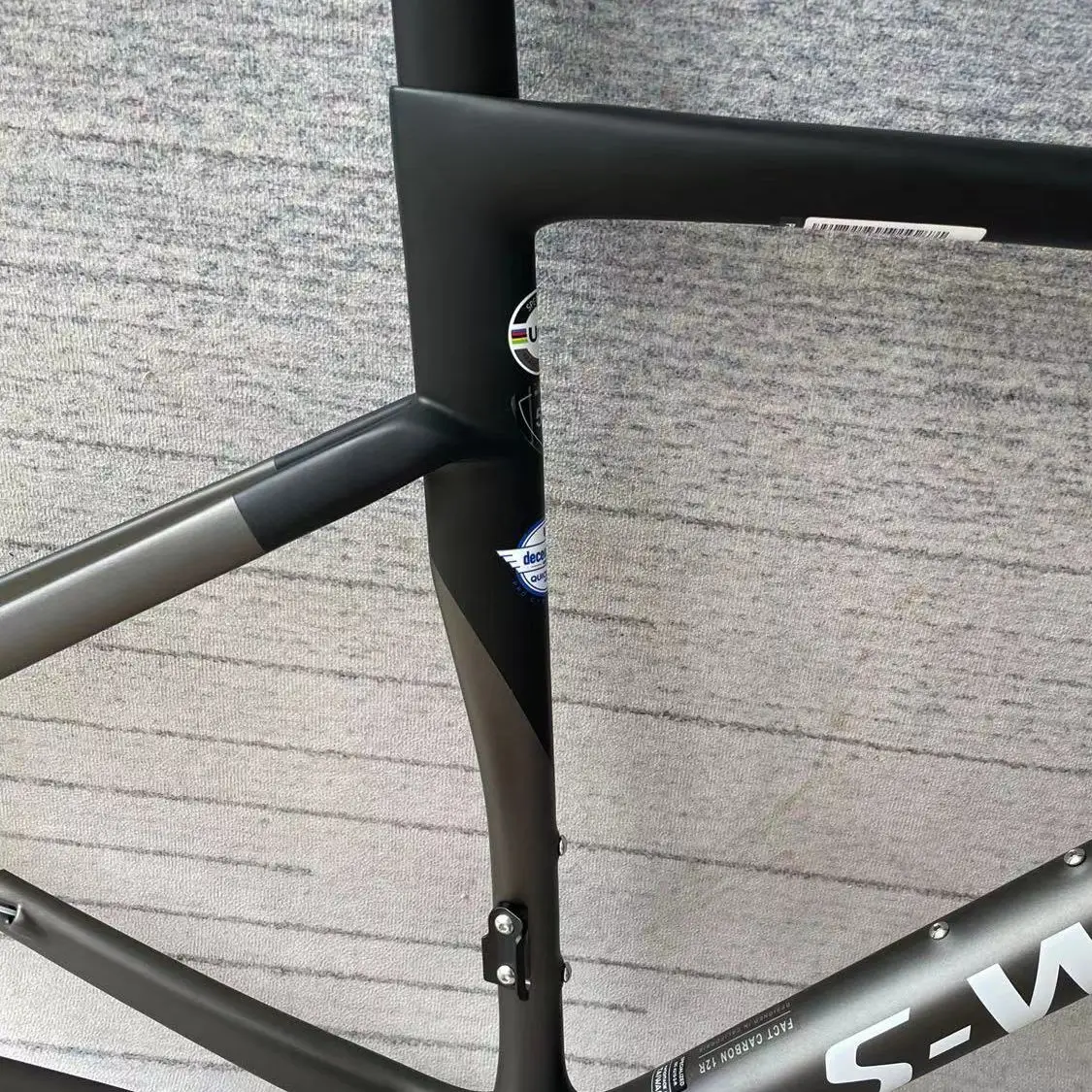 

Carbon Fiber Frame SL7 T1100 Road Bike Frame Matte Colors Bicycle Frame Taiwan SL7 Full Carbon Fiber BSA High Quality