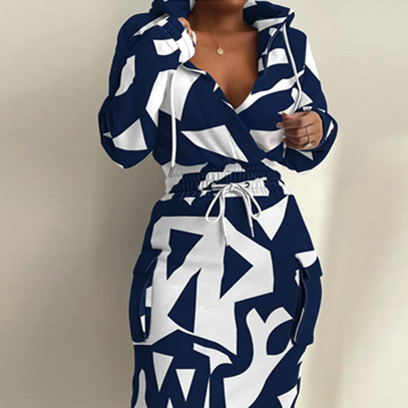 Элегантное платье-свитшот с V-образным вырезом и капюшоном модное Повседневное