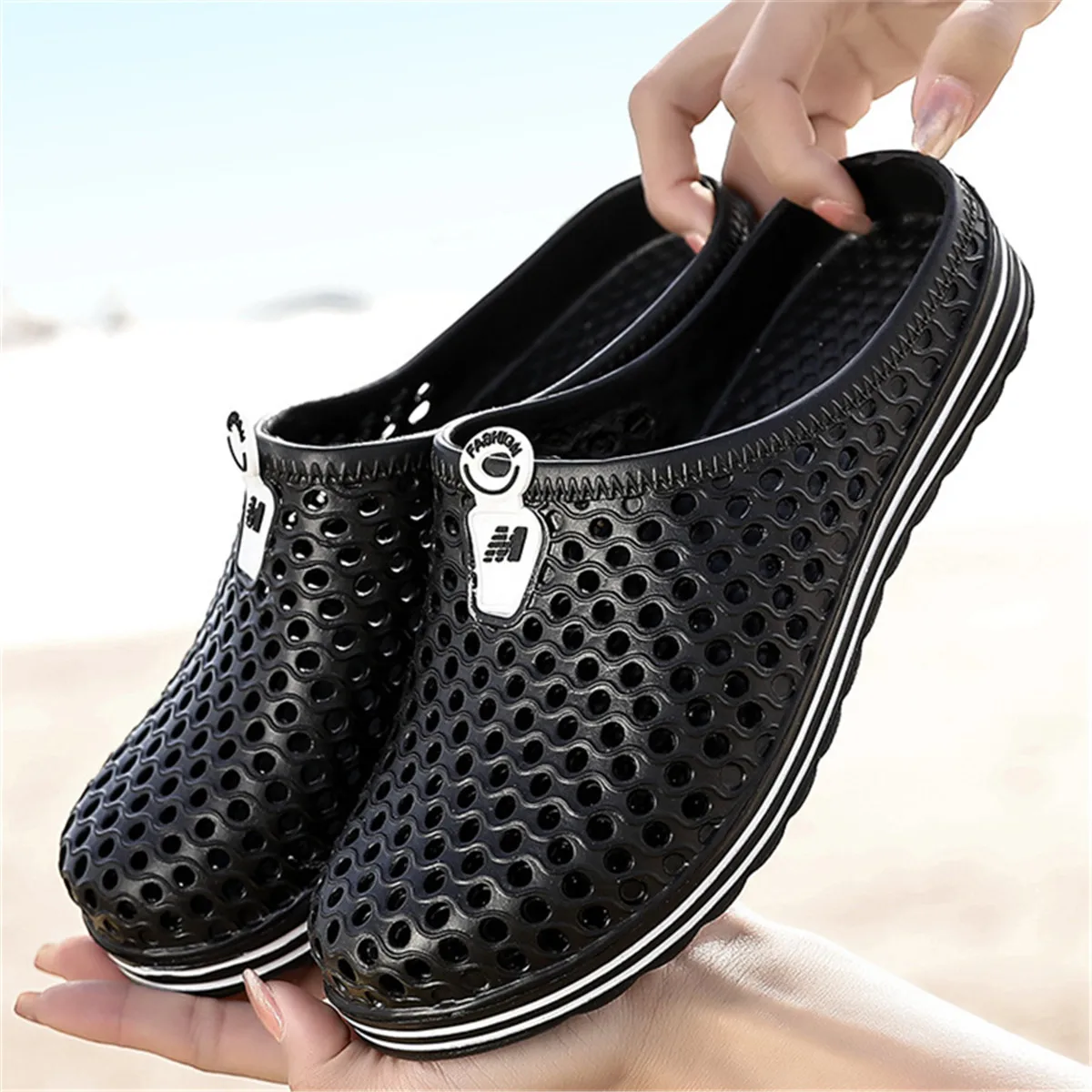 Women Slippers Outdoor Clogs Thick Sole Beach Sandals Fashion Men EVA Non-slip Home Garden Hole Shoes Couple Slides