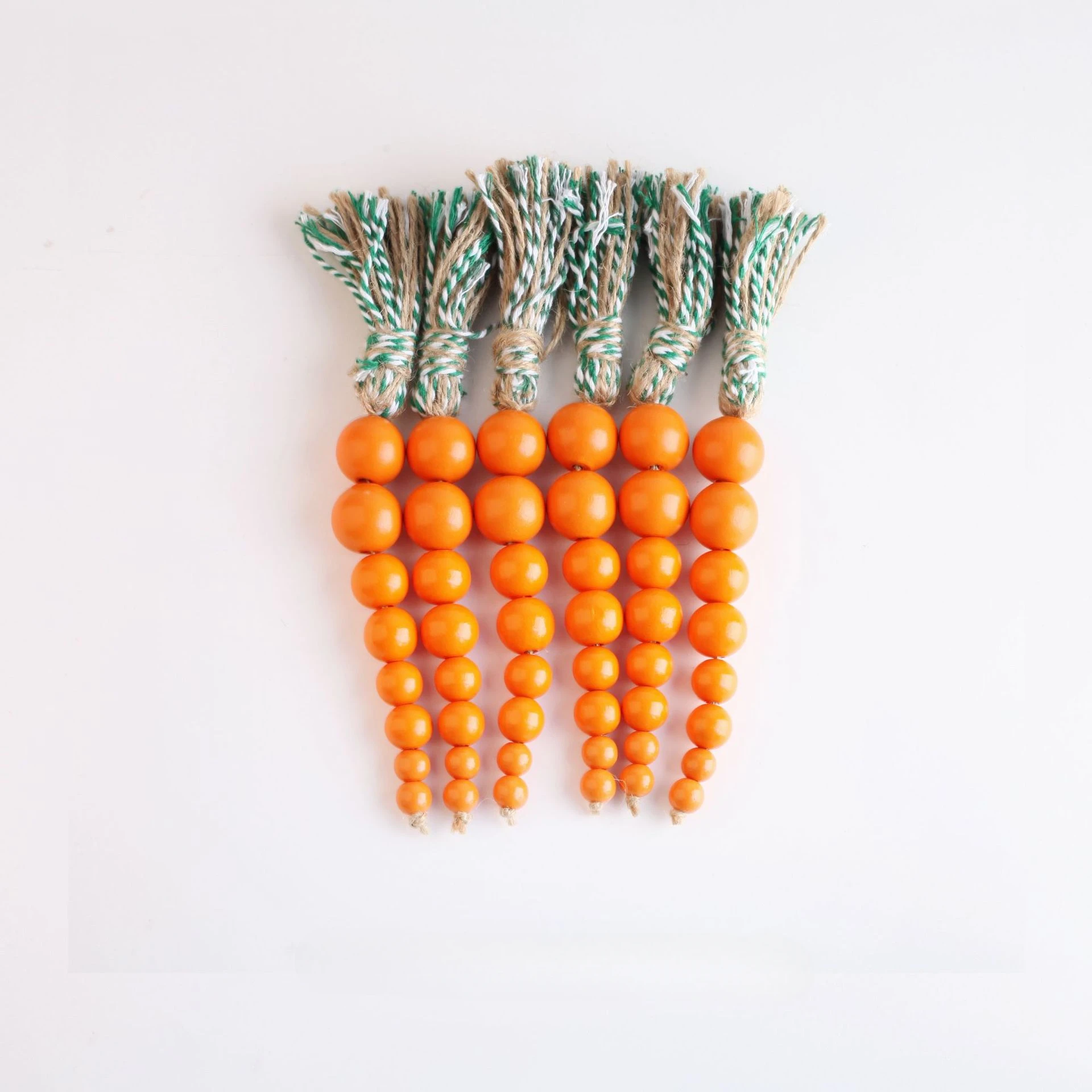 

Деревянная бусина морковь MOONBIFFY