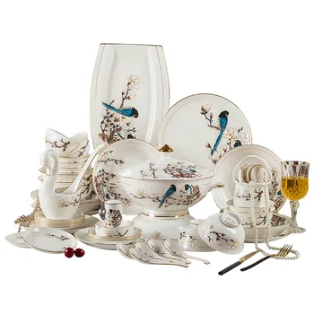 Jingdezhen Bone China 60 tables and plates coated with gold plate set household bright color European style gift giving