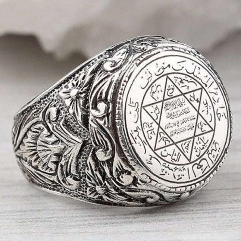 

Men's Hip Hop Carved Arabic Pentagram Star Pattern Knuckle Rings Punk Jewelry Rock Cool Masculine Gifts Z4M396