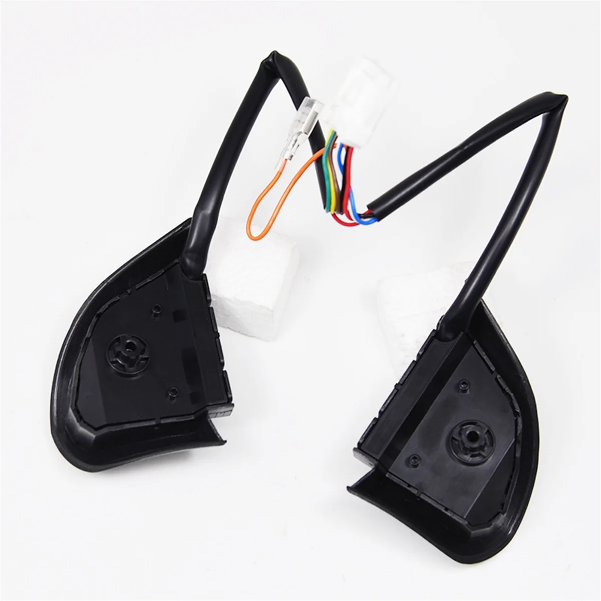 Кнопка управления аудиосигналом на руль автомобиля переключатель