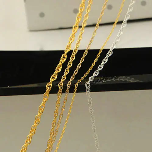 Модная цепочка с золотым наполнителем 14 карат не выцветает и ржавеет лидер